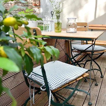 Jethon Studio-Appartement Im Gruenen Bernburg Extérieur photo