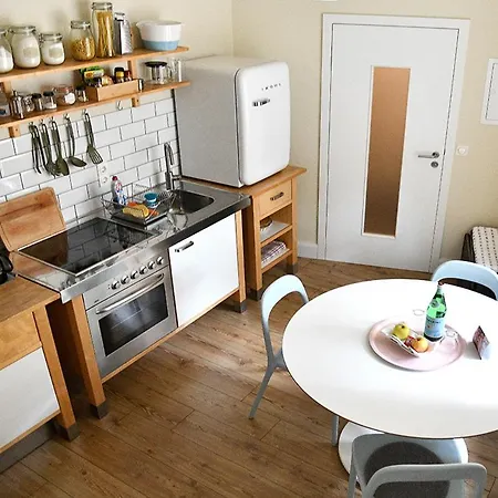 Jethon Studio-Appartement Im Gruenen Bernburg Extérieur photo