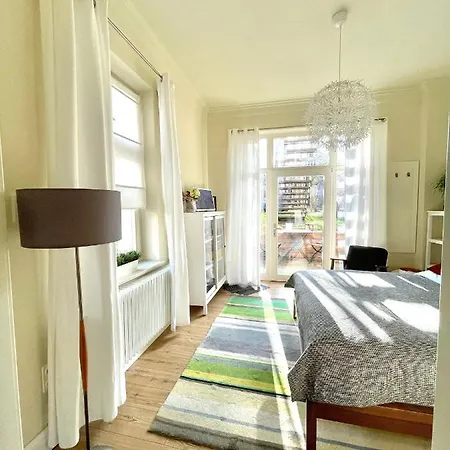 Jethon Studio-Appartement Im Gruenen Bernburg Extérieur photo