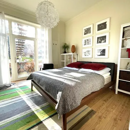 Jethon Studio-Appartement Im Gruenen Bernburg Extérieur photo