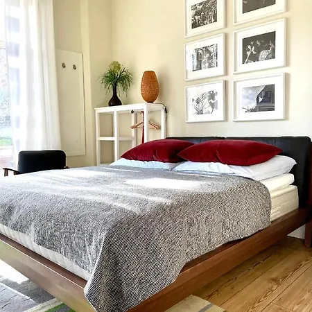 Jethon Studio-Appartement Im Gruenen Bernburg Extérieur photo
